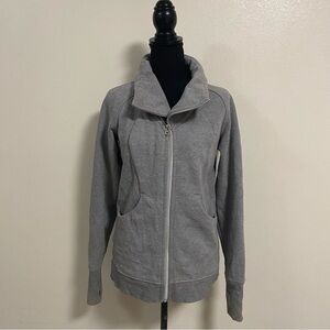 Lululemon Jacket Women’s Size 8 Grey Cozy Cuddle Up Jacket Asymmetrical Zip Up
